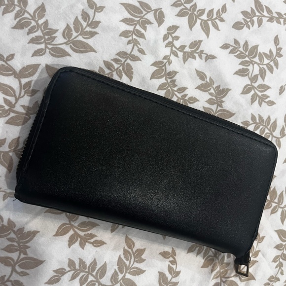 Wallet - Picture 2 of 3